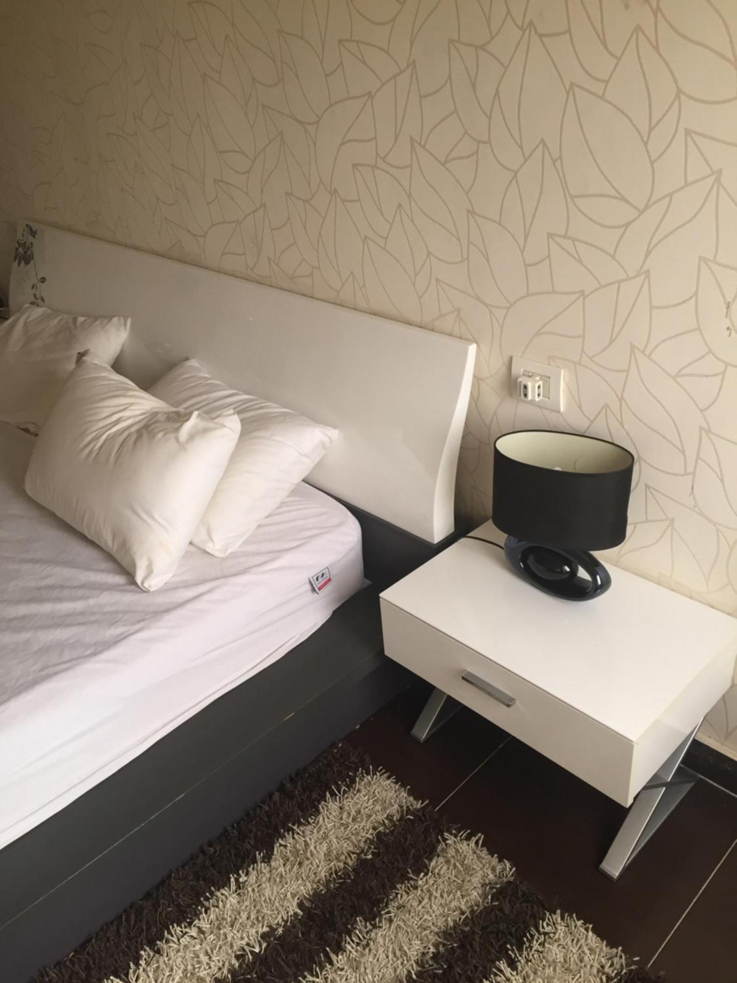 Apartment شقه مفروشة للأيجار - امام الجامعة الامريكيه - التجمع الخامس *